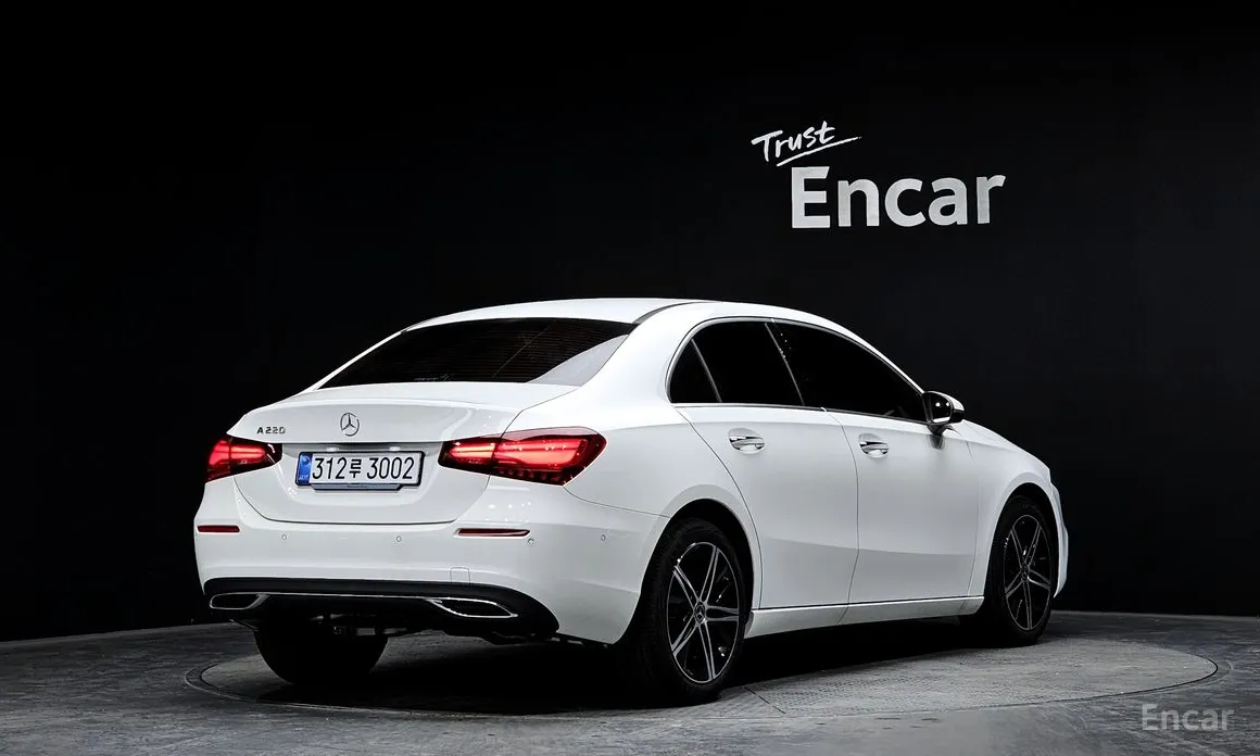 Mercedes-Benz A-Class 2019 A220 Sedan