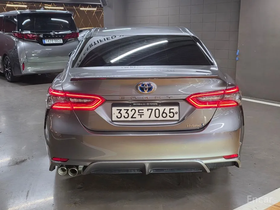 Toyota Camry 2017 2.5 XSE Hybrid