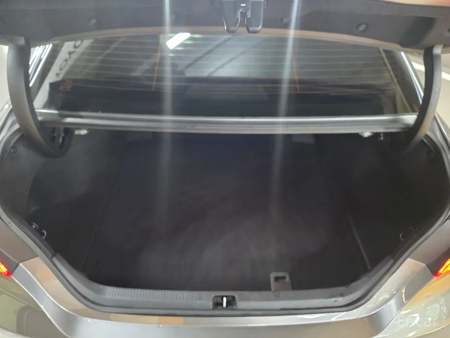 Toyota Camry 2017 2.5 XSE Hybrid