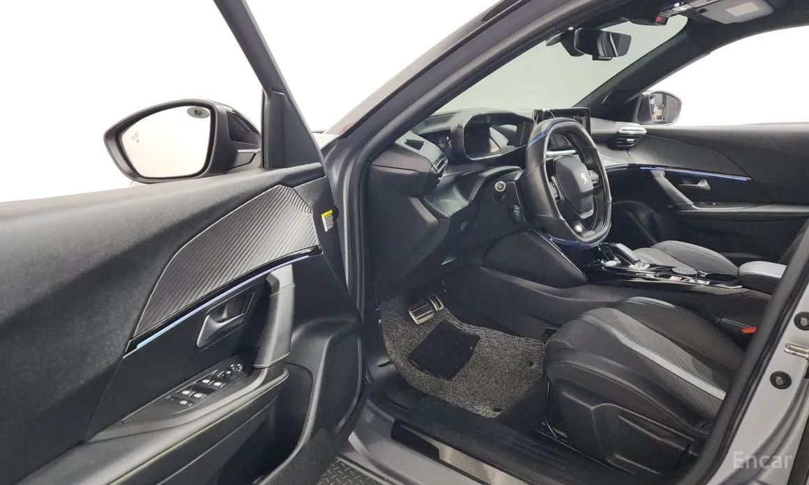 Peugeot 2008 2020 EV GT