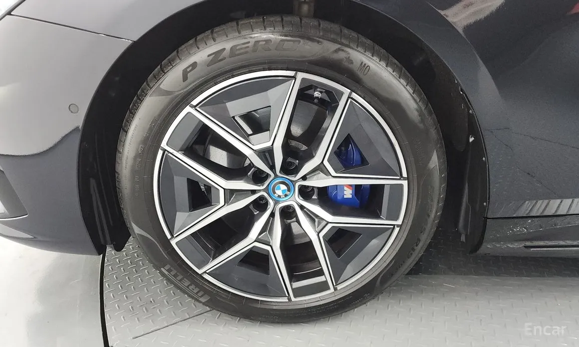 BMW i5 2023 eDrive 40 M Sport