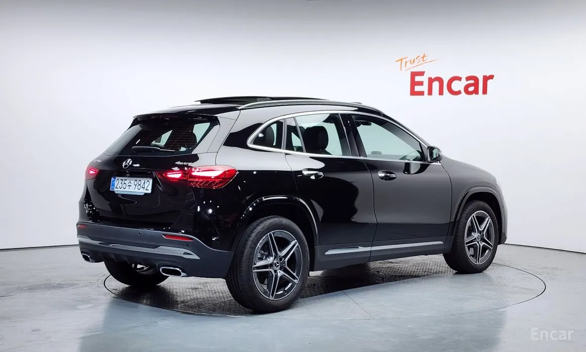 Mercedes-Benz GLA-Class 2020 GLA250 4MATIC