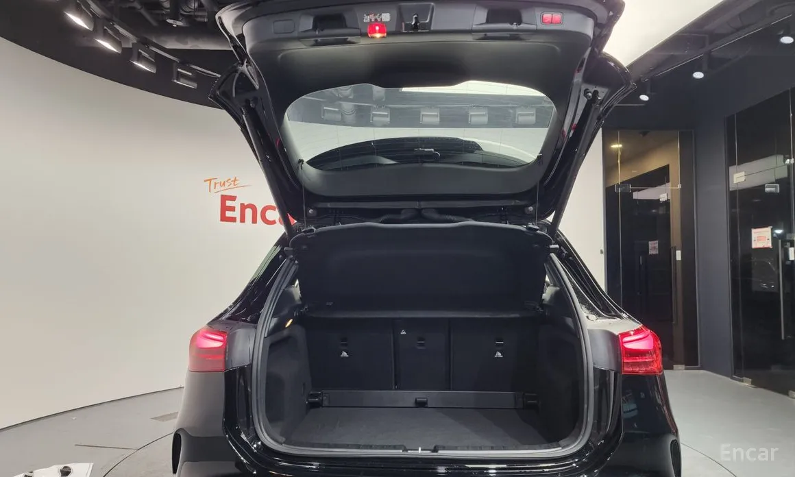 Mercedes-Benz GLA-Class 2020 GLA250 4MATIC