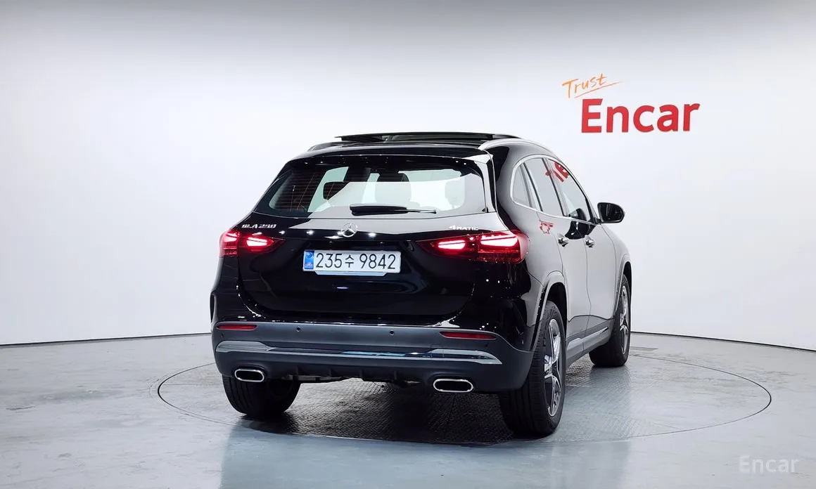 Mercedes-Benz GLA-Class 2020 GLA250 4MATIC