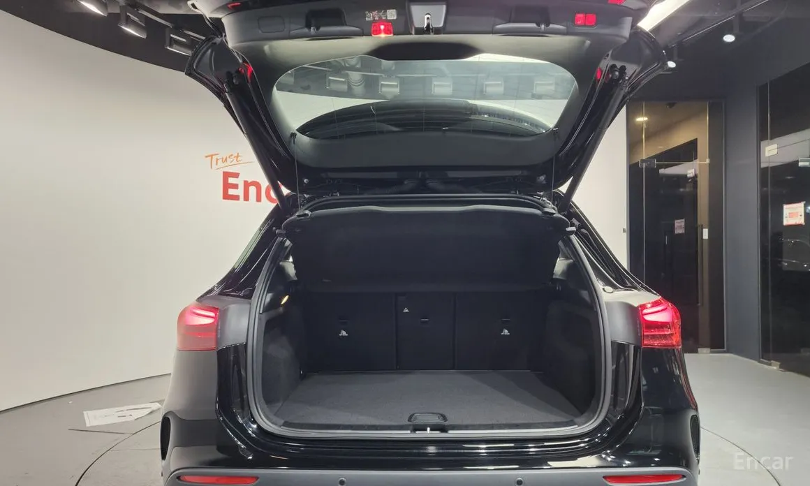 Mercedes-Benz GLA-Class 2020 GLA250 4MATIC