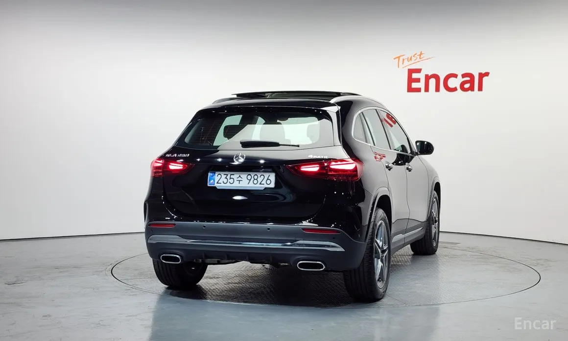 Mercedes-Benz GLA-Class 2020 GLA250 4MATIC