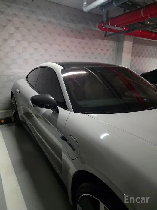 Porsche Taycan 2020 Turbo S