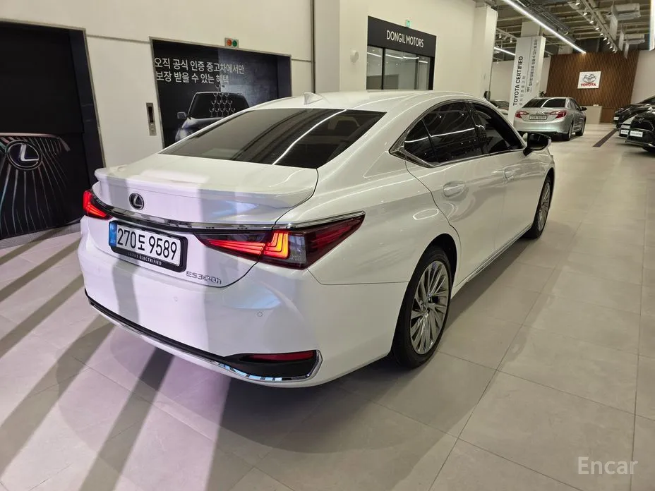 Lexus ES 2018 Luxury Plus