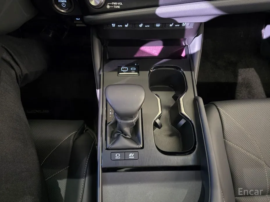 Lexus ES 2018 Luxury Plus