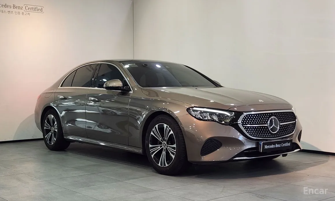 Mercedes-Benz E-Class 2024 E200 Avantgarde