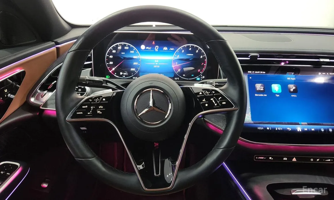 Mercedes-Benz E-Class 2024 E200 Avantgarde