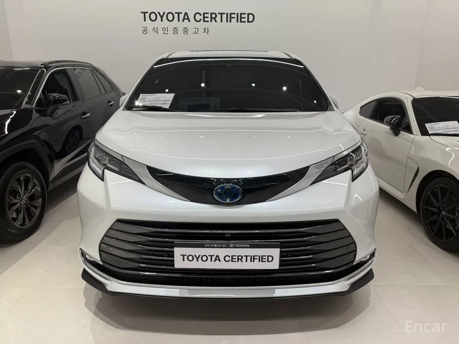 Toyota Sienna 2020 2.5 Hybrid 2WD