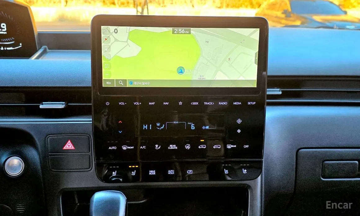 Hyundai Staria 2021 4WD Tourer 11-Seater