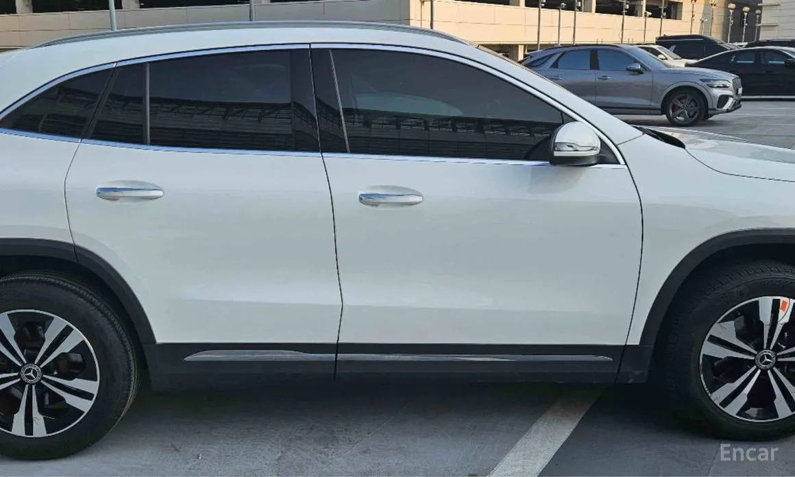 Mercedes-Benz GLA-Class 2020 GLA220