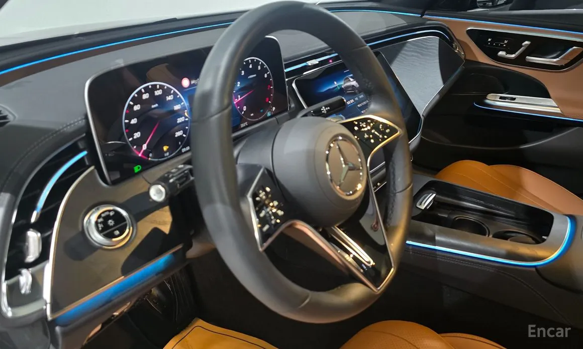 Mercedes-Benz E-Class 2024 E200 Avantgarde