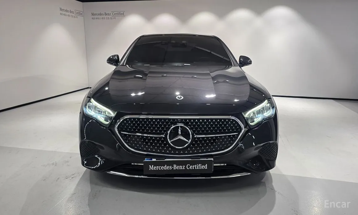 Mercedes-Benz E-Class 2024 E200 Avantgarde