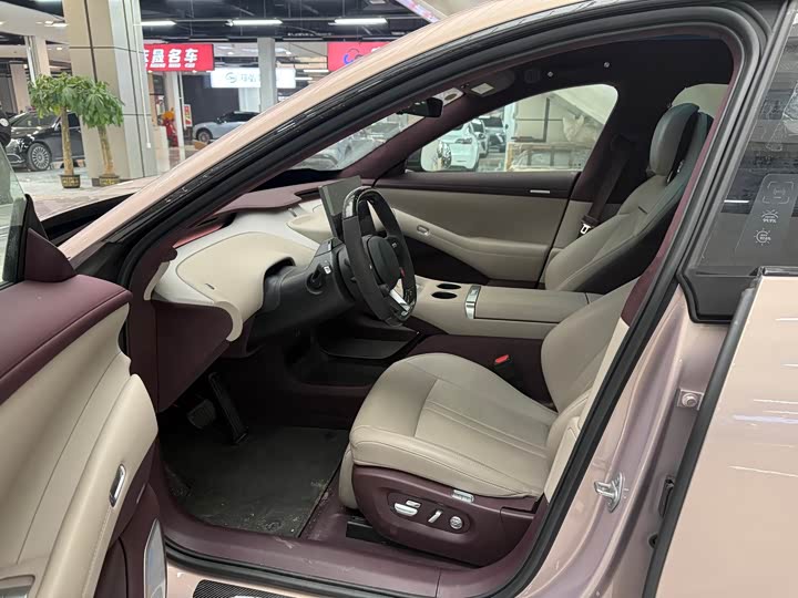 Xiaomi YU7 2025 2025款 超长续航高性能四驱Max版