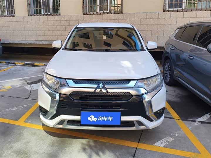 Mitsubishi Outlander 2021 2021款 2.0L 两驱畅行版 5座