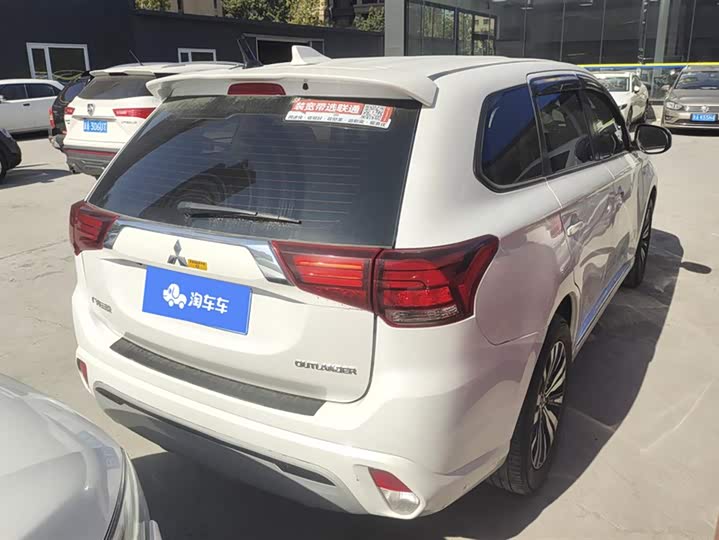 Mitsubishi Outlander 2021 2021款 2.0L 两驱畅行版 5座