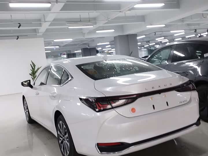 Lexus ES 2025 2025款 200 臻享版