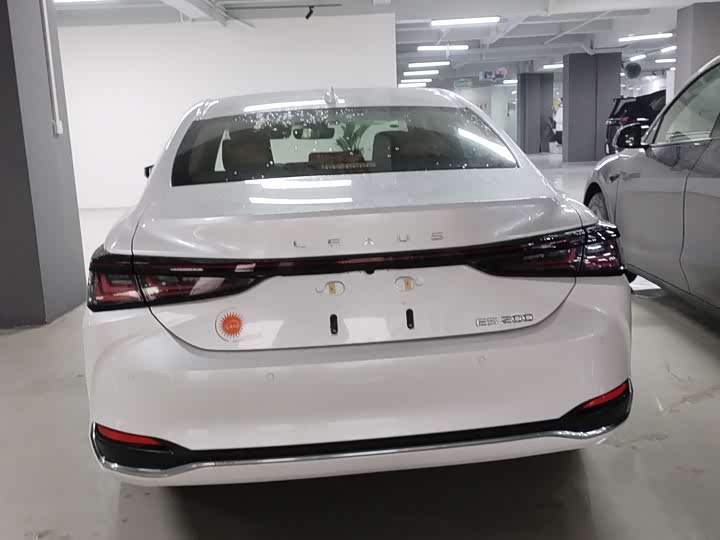 Lexus ES 2025 2025款 200 臻享版