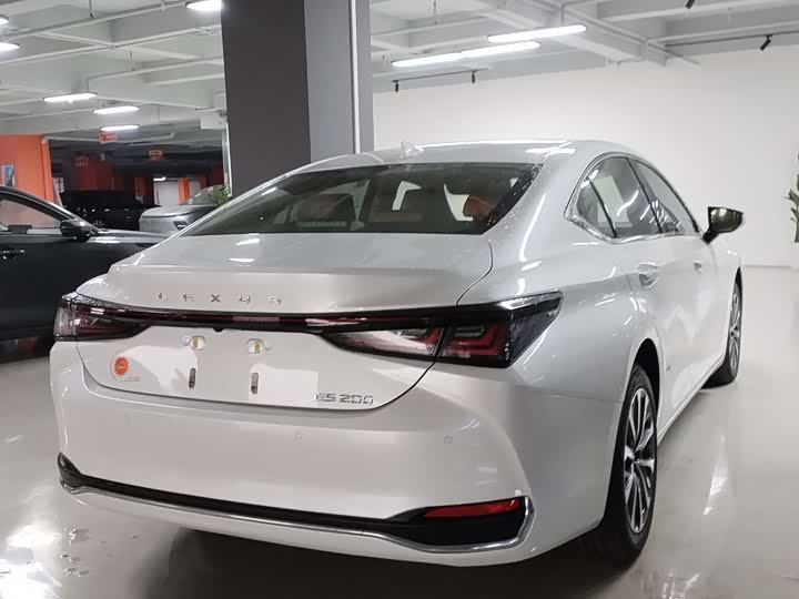 Lexus ES 2025 2025款 200 臻享版