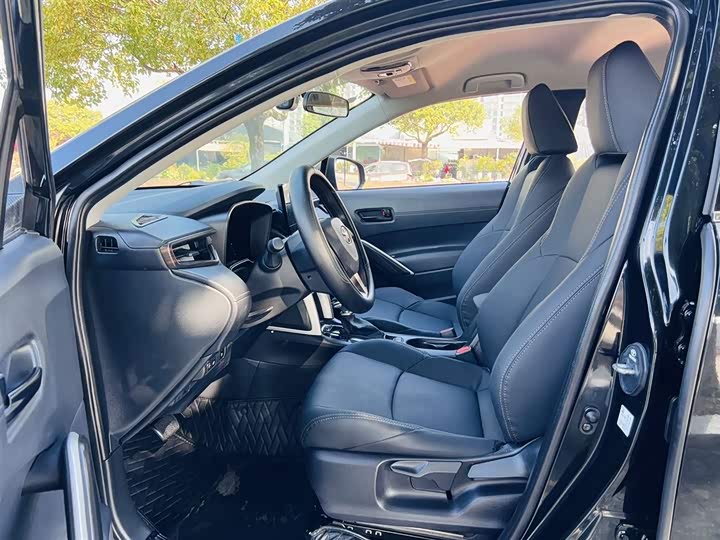 Toyota Frontlander 2024 2024款 2.0L CVT精英版