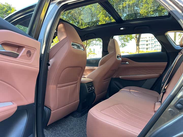 Changan UNI-Z Hybrid 2024 2024款 蓝鲸智电iDD 125km 卓越型