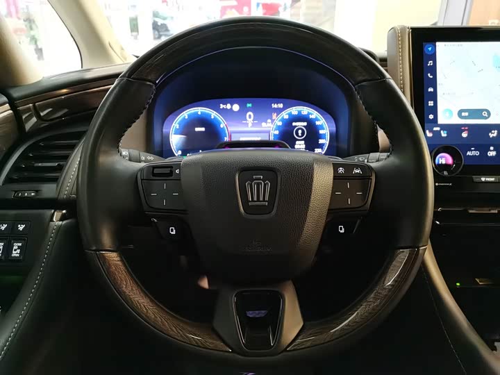 Toyota Vellfire 2024 2024款 皇冠 双擎 2.5L 至尊版