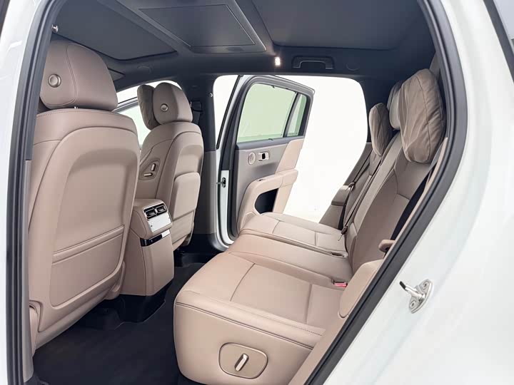 LiXiang i6 2025 2025款 两驱标准版