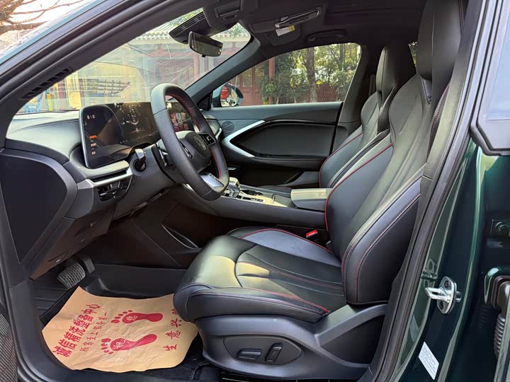 MG Motor 7 2025 2025款 1.5T 300 DCT优雅版