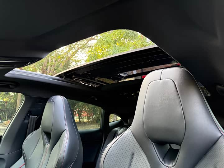 MG Motor 7 2025 2025款 1.5T 300 DCT优雅版