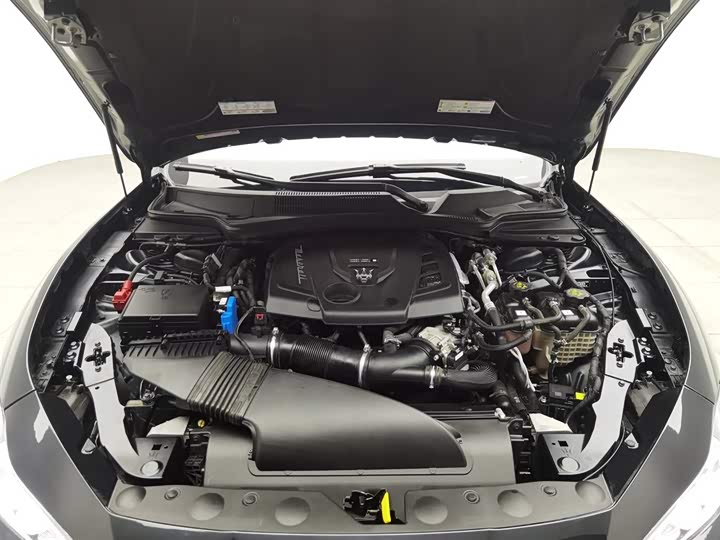 Maserati Ghibli 2022 2022款 2.0T GT锋芒版