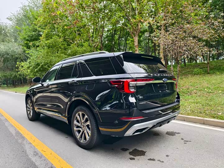 Ford Explorer 2025 2025款 2.3T EcoBoost 四驱穿越版 5座