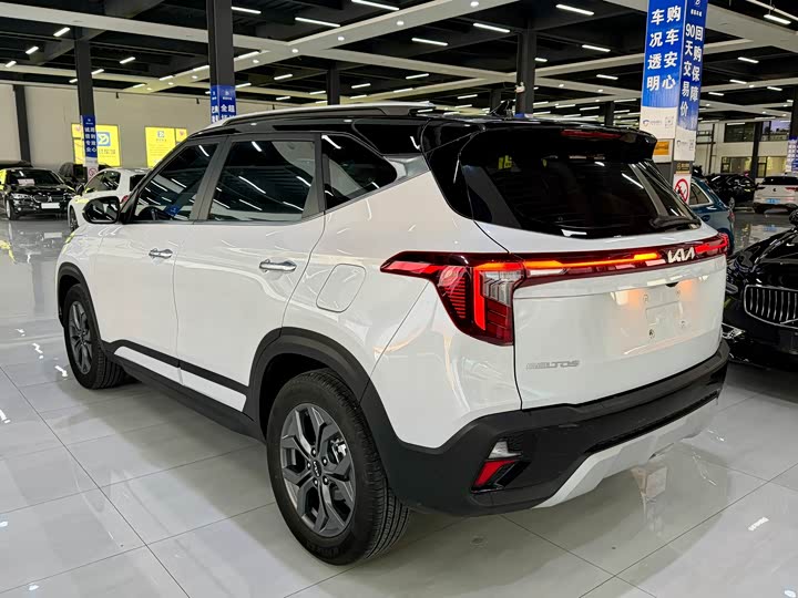Kia Seltos 2023 2023款 1.5L CVT豪华版