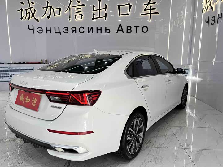 Kia K3 2021 2021款 改款 1.5L CVT时尚版