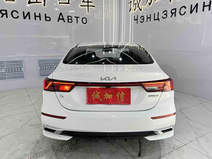 Kia K3 2021 2021款 改款 1.5L CVT时尚版