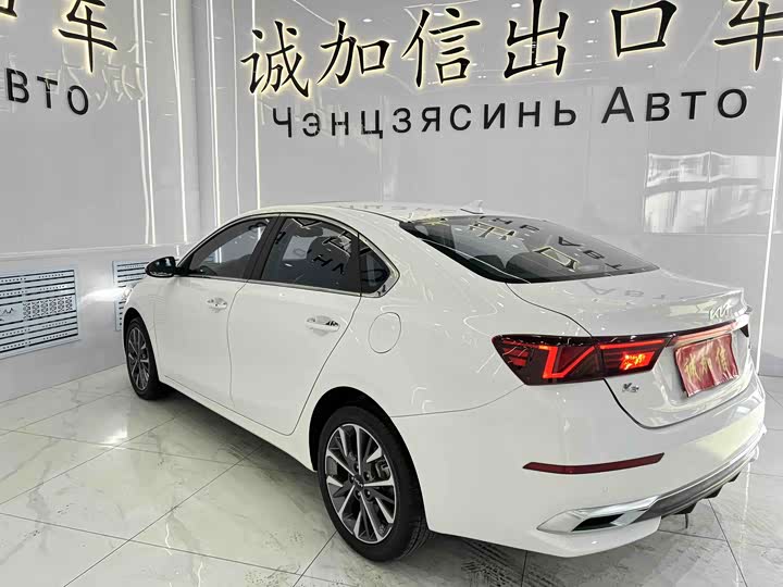 Kia K3 2021 2021款 改款 1.5L CVT时尚版