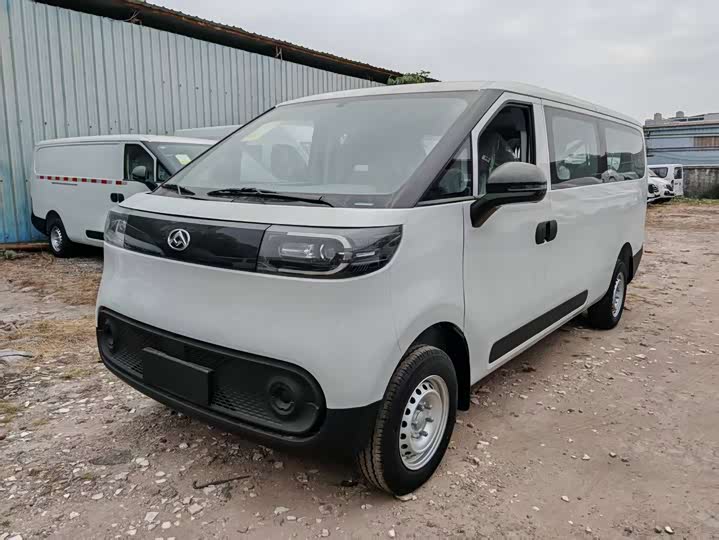 Maxus Dana V1 2024 2024款 V1 长轴低顶 多功能版（62kWh）