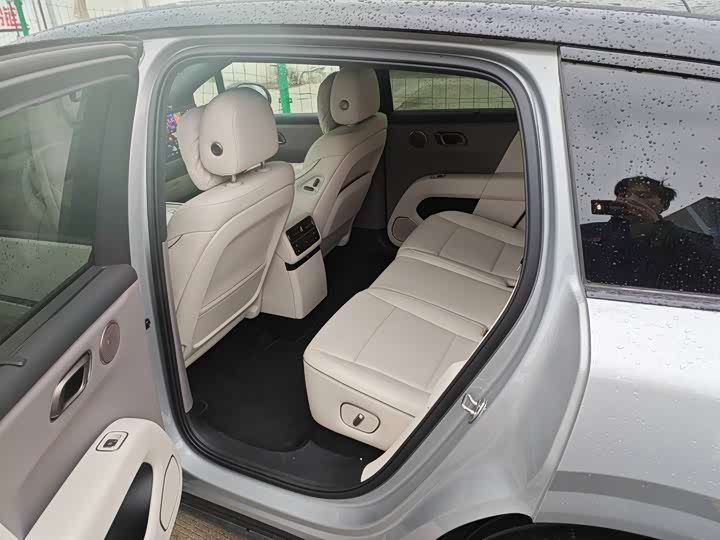 LiXiang i6 2025 2025款 两驱标准版