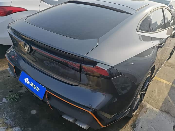 Changan UNI-V 2024 2024款 2.0T 经典运动型