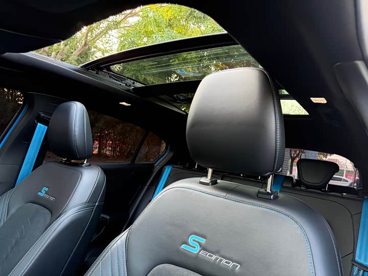 Ford Focus 2022 2022款 两厢 EcoBoost 180 自动S版