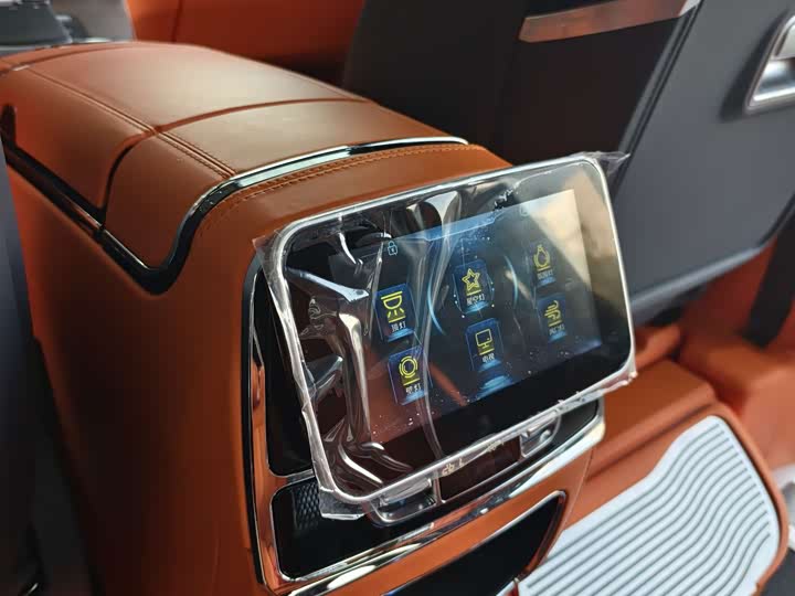 Mercedes-Benz Vito 2024 2024款 2.0T 商务版 7座