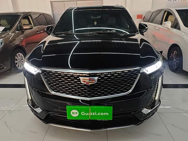 Cadillac XT6 2022 2022款 2.0T 七座四驱豪华型标准版
