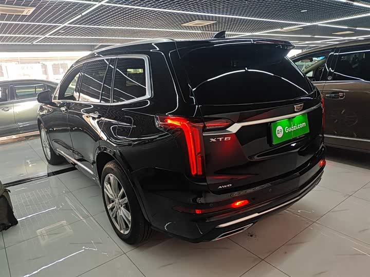 Cadillac XT6 2022 2022款 2.0T 七座四驱豪华型标准版