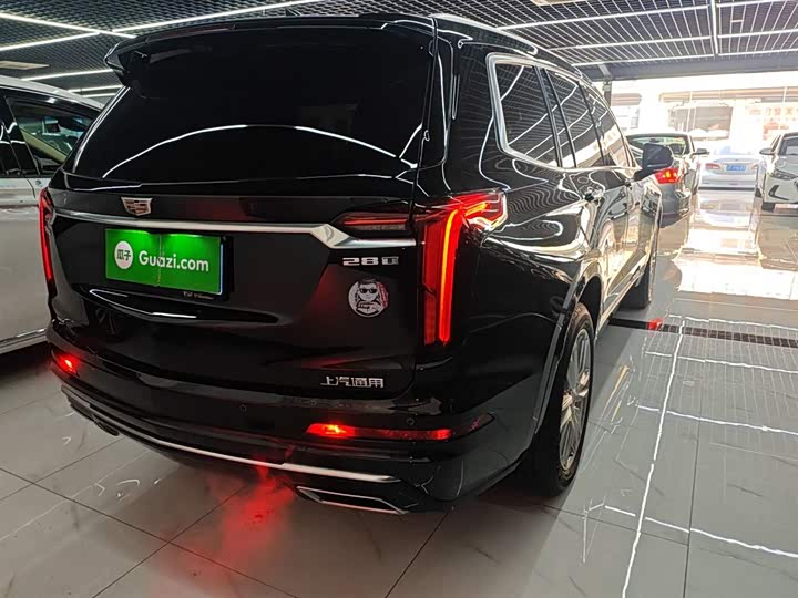 Cadillac XT6 2022 2022款 2.0T 七座四驱豪华型标准版