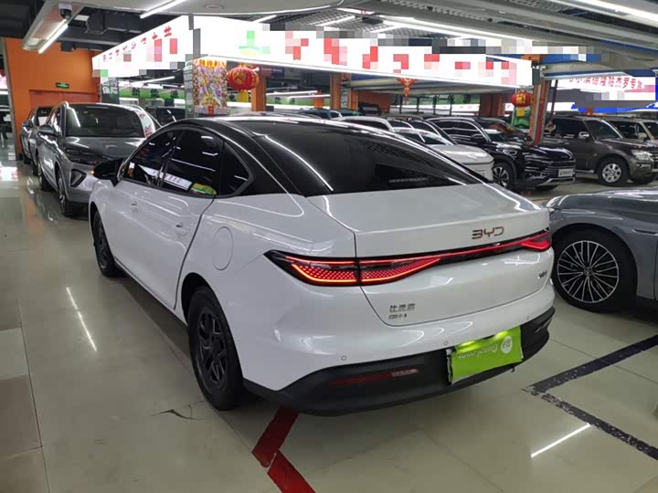 BYD Seal 05 DM-i Hybrid 2025 2025款 DM-i 智驾版 55KM豪华型