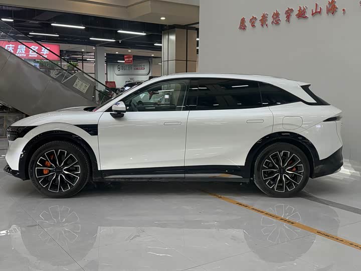 Zeekr 7X 2025 2025款 75kWh 后驱智驾版