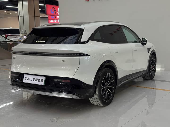 Zeekr 7X 2025 2025款 75kWh 后驱智驾版