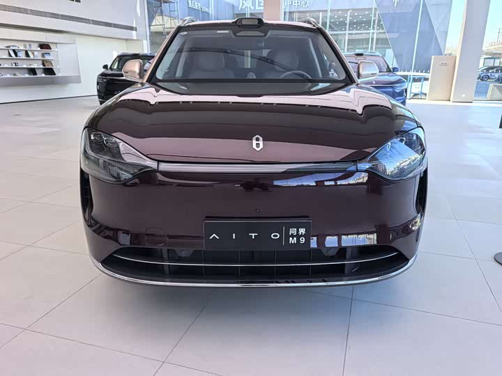 Aito M9 2025 2025款 增程 Ultra版 52kWh 6座版